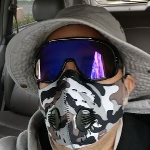 Meet your Posher, Eduardo